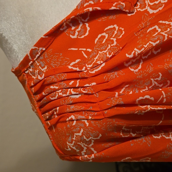 Collective Concepts Floral Blouse - Picture 2 of 5